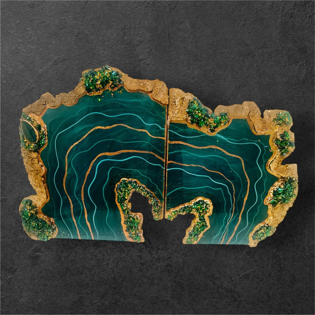 Verdant Aura – Emerald Malachite Geode Resin Crystal Wall Art (32” x 20”)